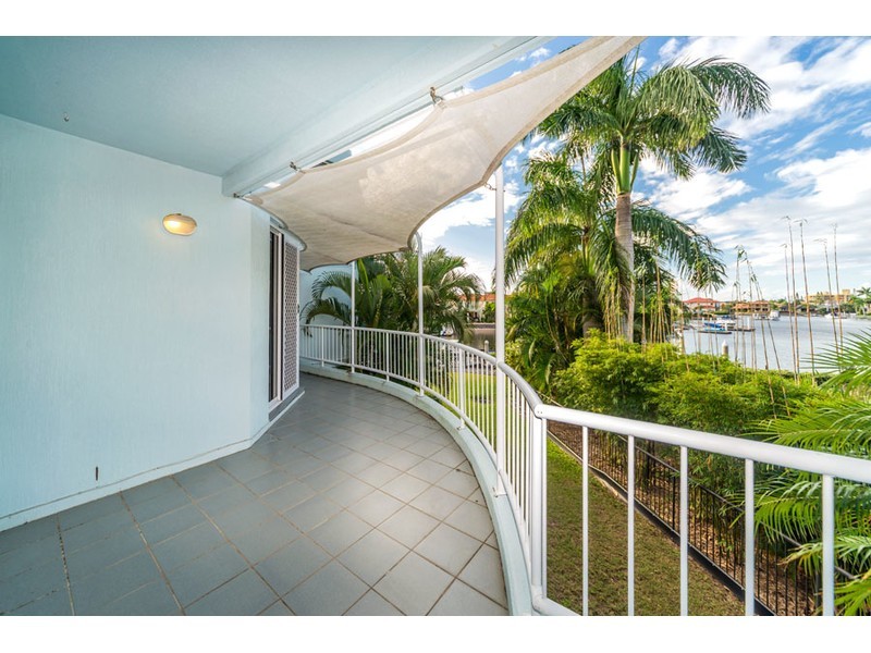 33/75 Morala Avenue, Runaway Bay QLD 4216
