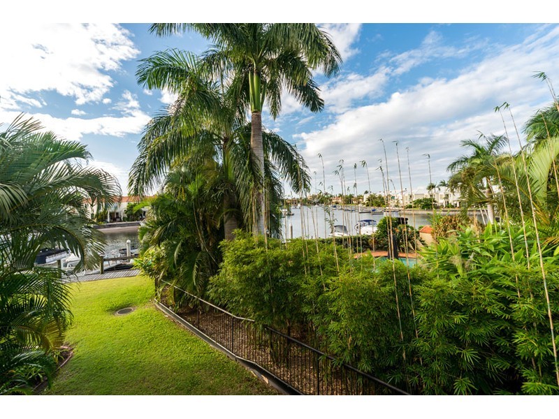 33/75 Morala Avenue, Runaway Bay QLD 4216