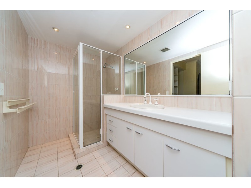 33/75 Morala Avenue, Runaway Bay QLD 4216