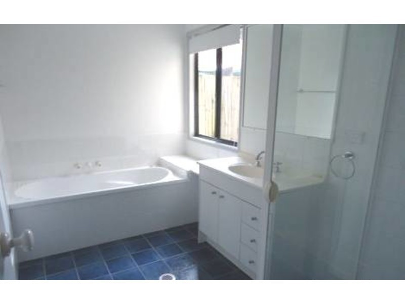 18 Seidler Avenue, Coombabah QLD 4216