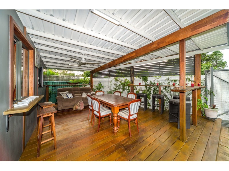 15 Sunbird Avenue, Paradise Point QLD 4216