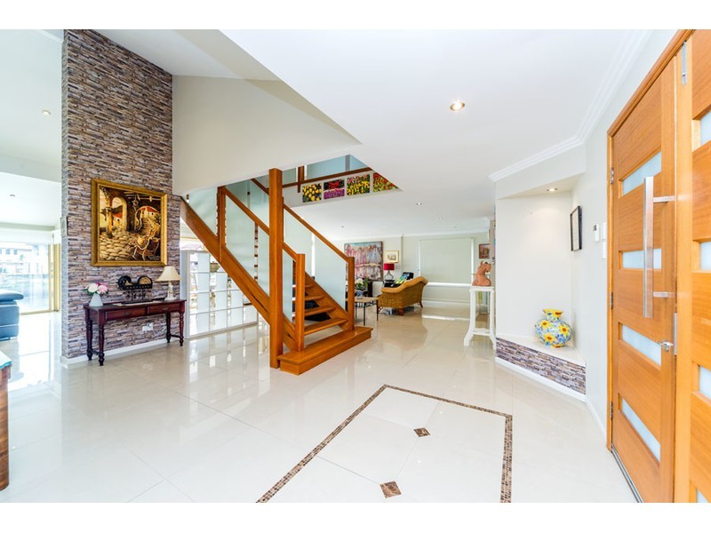 54 Cockleshell Court, Runaway Bay QLD 4216
