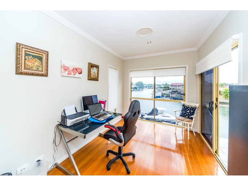 54 Cockleshell Court, Runaway Bay QLD 4216