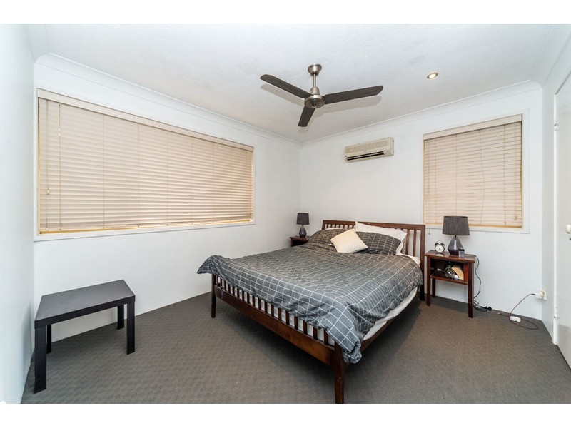 18/469 Pine Ridge Road, Runaway Bay QLD 4216