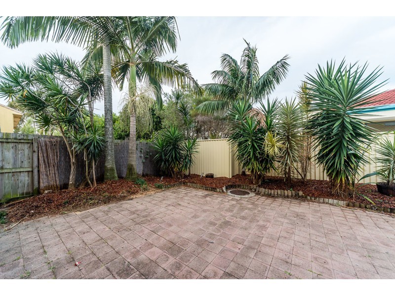 18/469 Pine Ridge Road, Runaway Bay QLD 4216