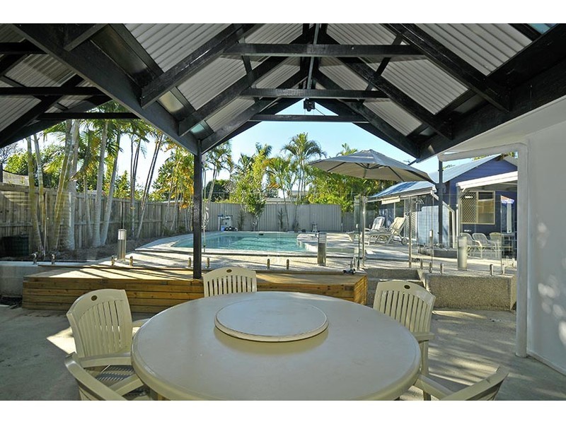 24 Boongala Road, Broadbeach Waters QLD 4218