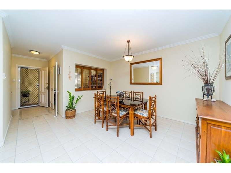41/76 Bayview Street, Runaway Bay QLD 4216