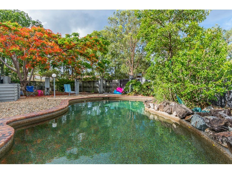 30 Preston Place, Helensvale QLD 4212