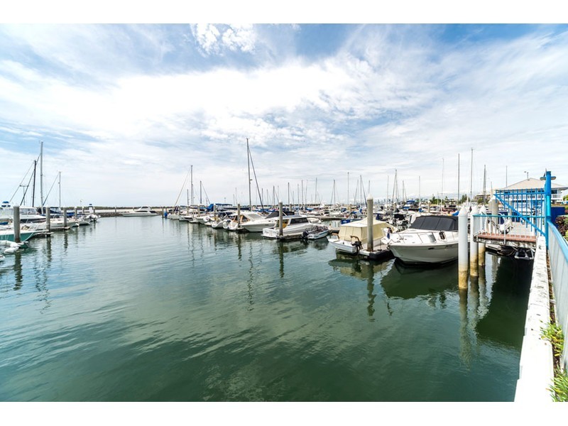 39/7 Oatland Esplanade, Runaway Bay QLD 4216