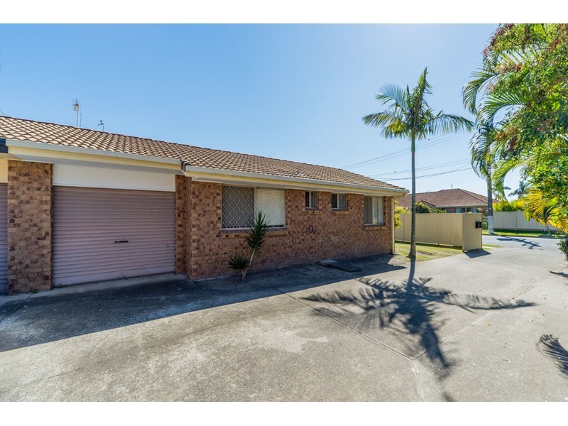 1/138 Whiting Street, Labrador QLD 4215