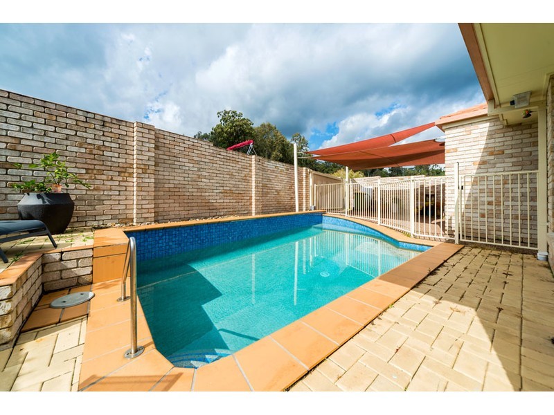 95 Casuarina Drive, Elanora QLD 4221