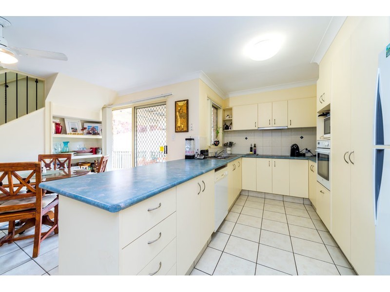 95 Casuarina Drive, Elanora QLD 4221