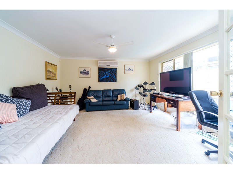 95 Casuarina Drive, Elanora QLD 4221
