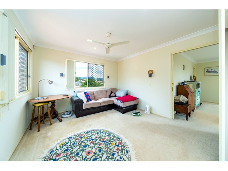 95 Casuarina Drive, Elanora QLD 4221