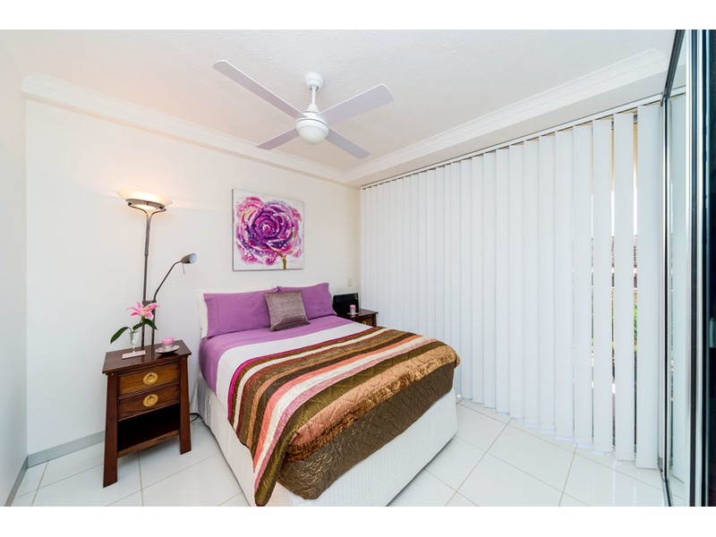 13/414 Marine Parade, Biggera Waters QLD 4216