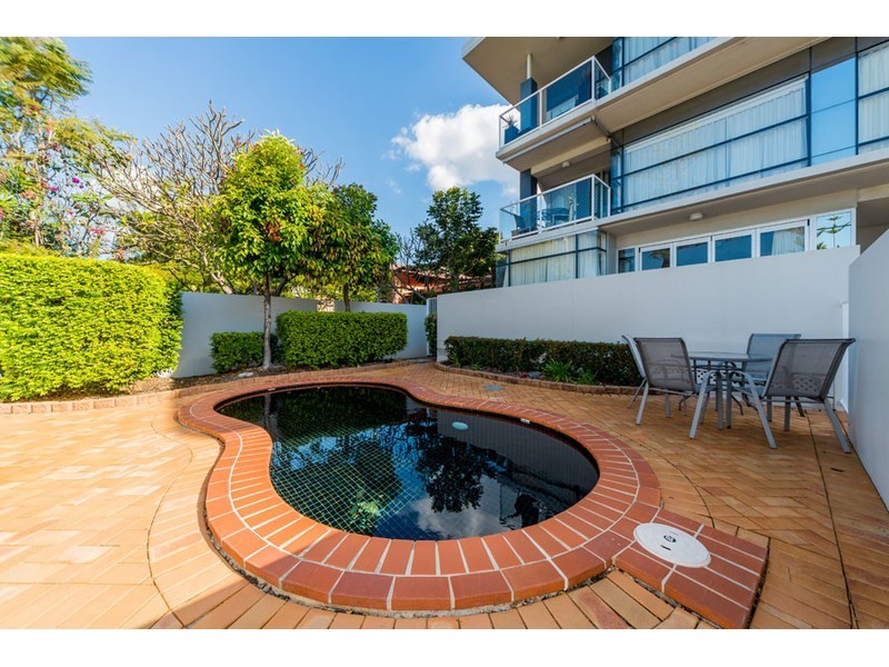13/414 Marine Parade, Biggera Waters QLD 4216