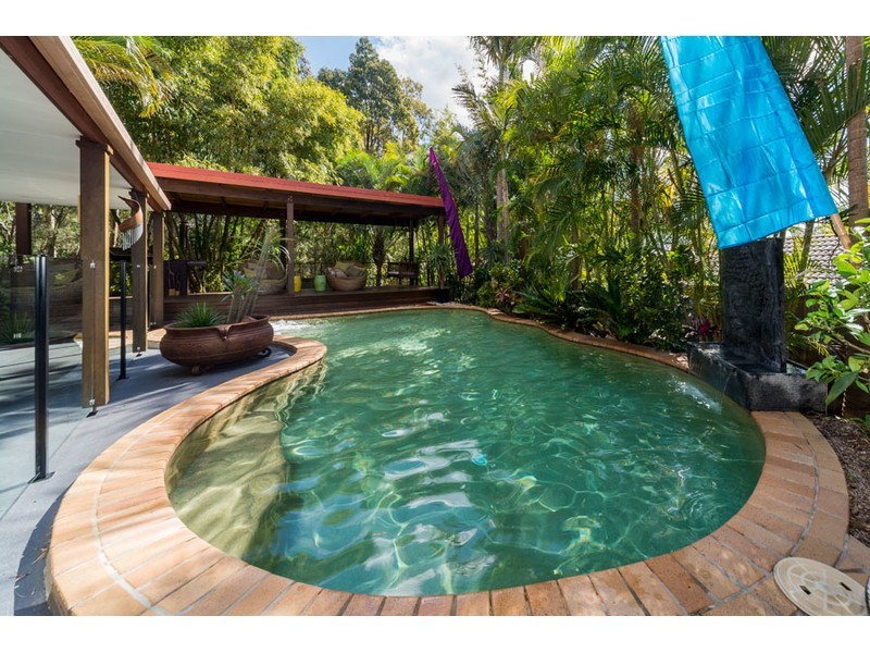 3 Moonda Court, Helensvale QLD 4212