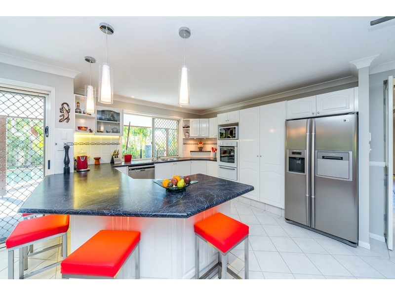 3 Moonda Court, Helensvale QLD 4212