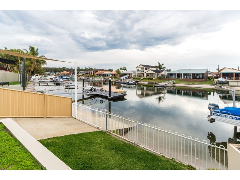 31 Walter Raleigh Crescent, Hollywell QLD 4216