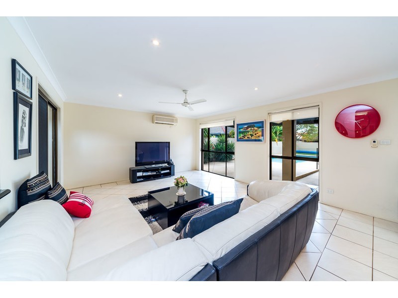 31 Walter Raleigh Crescent, Hollywell QLD 4216