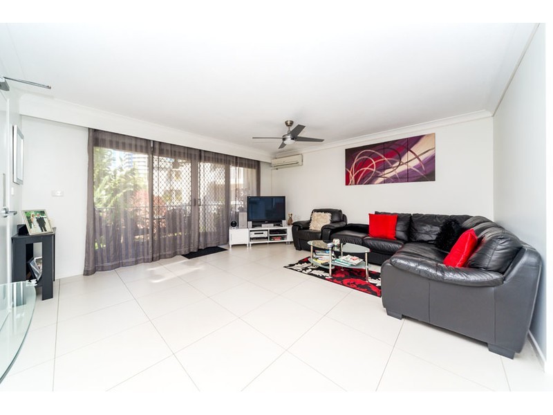 24/37 Bayview Street, Runaway Bay QLD 4216