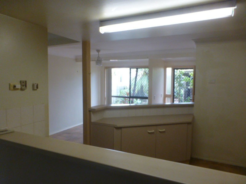 4/111 Little Usher Avenue, Labrador QLD 4215