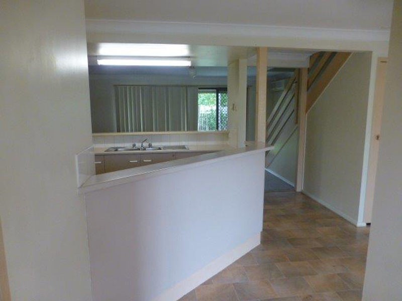 4/111 Little Usher Avenue, Labrador QLD 4215