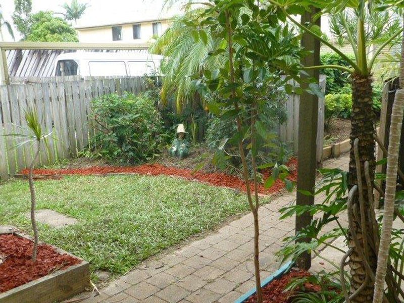 4/111 Little Usher Avenue, Labrador QLD 4215