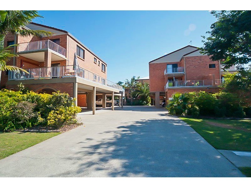 13/16 Madang Crescent, Runaway Bay QLD 4216