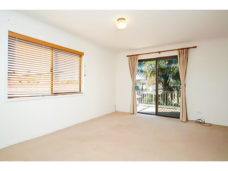 13/16 Madang Crescent, Runaway Bay QLD 4216