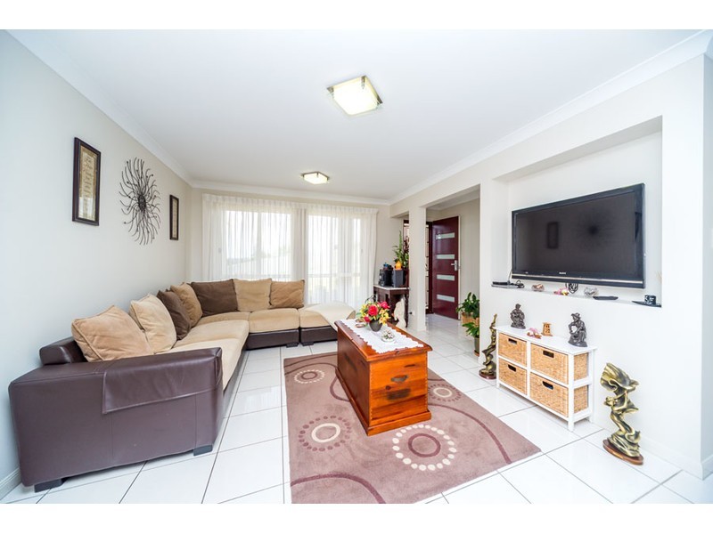 20 Coomerong Crescent, Upper Coomera QLD 4209