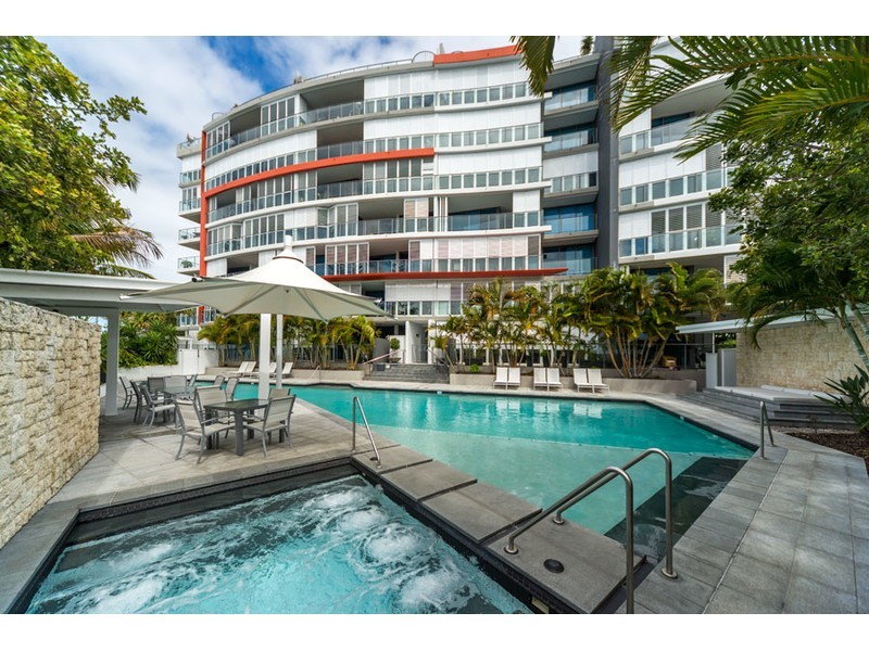 1601/438 Marine Parade, Biggera Waters QLD 4216