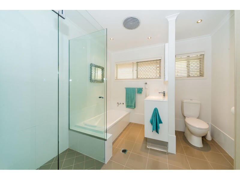 1/9 Fiona Street, Biggera Waters QLD 4216