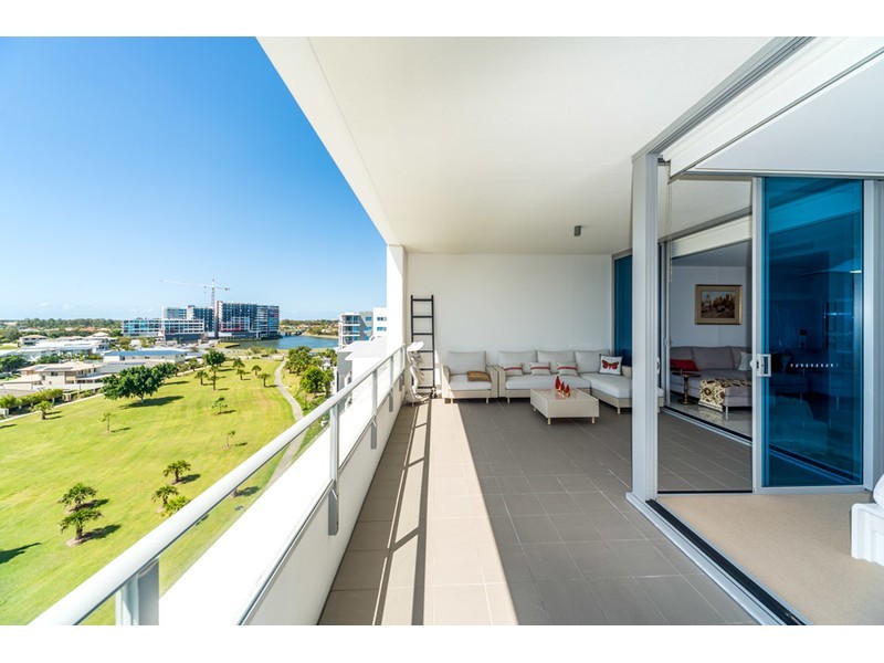 604/11 Compass Drive, Biggera Waters QLD 4216