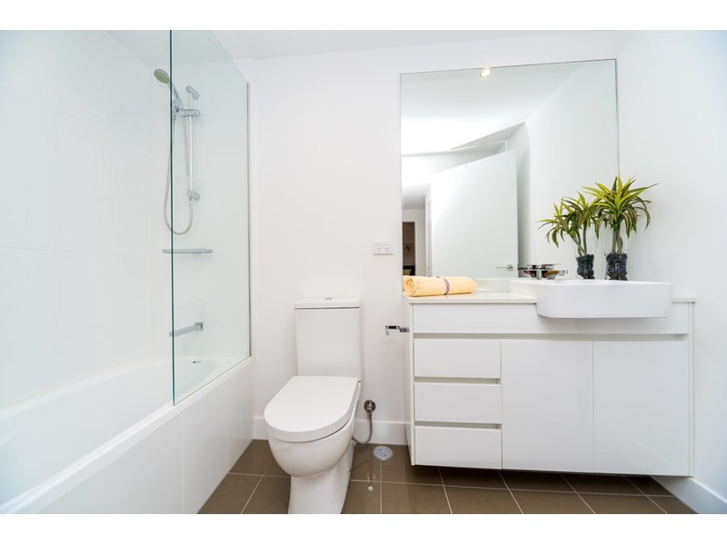 604/11 Compass Drive, Biggera Waters QLD 4216