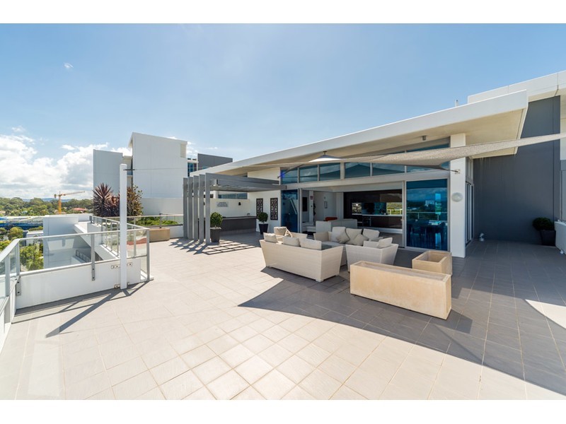 604/11 Compass Drive, Biggera Waters QLD 4216