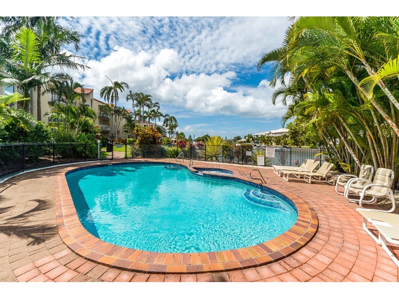 26/22 Jennifer Avenue, Runaway Bay QLD 4216