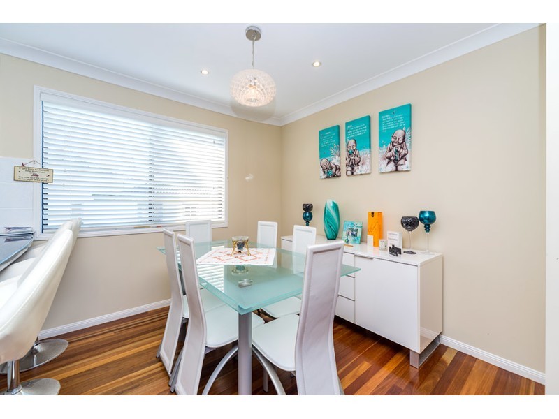 2/3 Ray Street, Runaway Bay QLD 4216