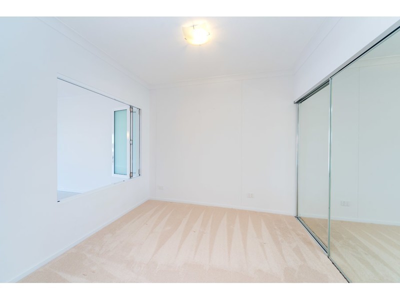 404/11 Compass Drive, Biggera Waters QLD 4216