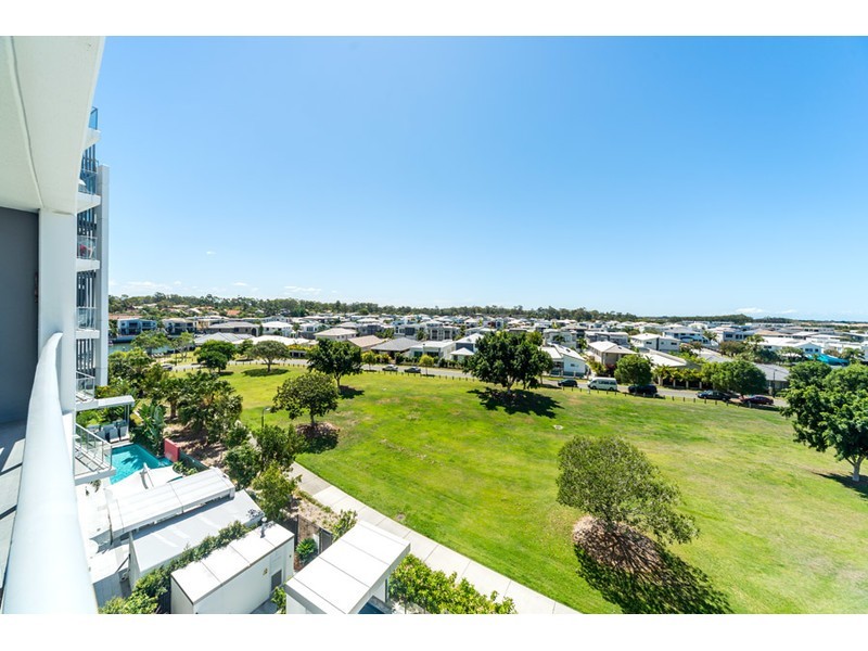 404/11 Compass Drive, Biggera Waters QLD 4216