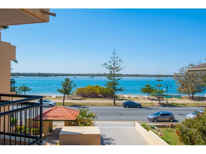 28/452 Marine Parade, Biggera Waters QLD 4216
