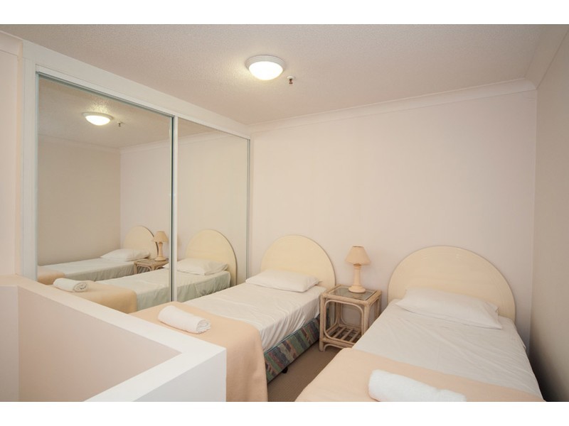 28/452 Marine Parade, Biggera Waters QLD 4216