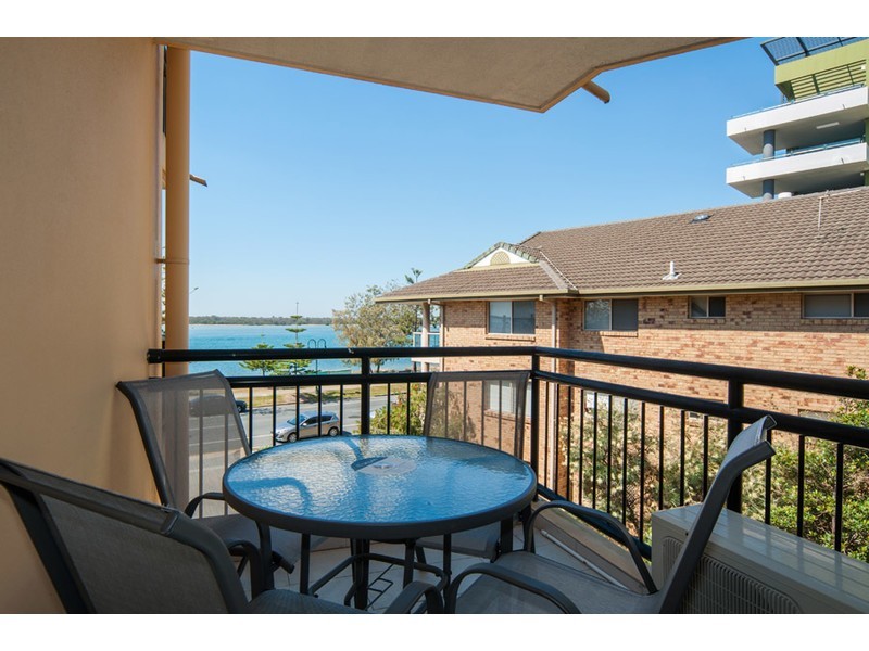 28/452 Marine Parade, Biggera Waters QLD 4216