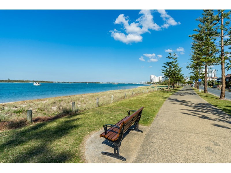 28/452 Marine Parade, Biggera Waters QLD 4216