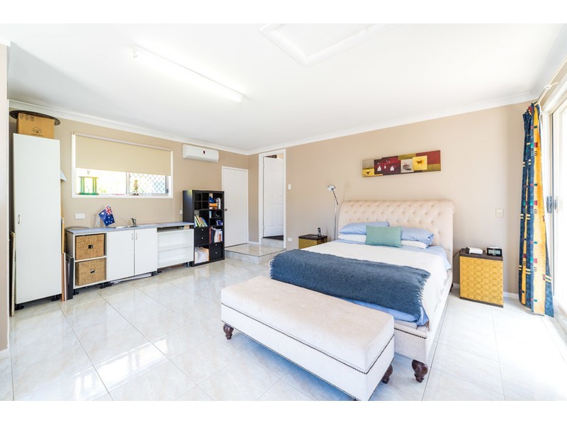 36 Simbai Street, Runaway Bay QLD 4216