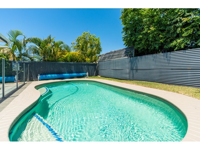 36 Simbai Street, Runaway Bay QLD 4216