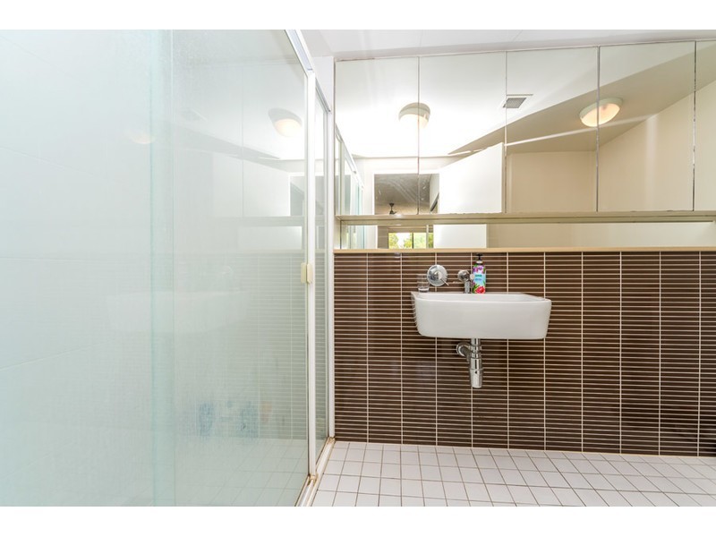 224/64-68 Sickle Avenue, Hope Island QLD 4212