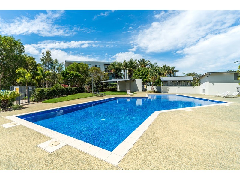 224/64-68 Sickle Avenue, Hope Island QLD 4212