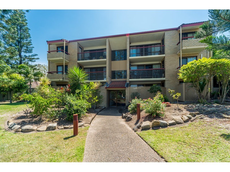3/106 Bayview Street, Runaway Bay QLD 4216