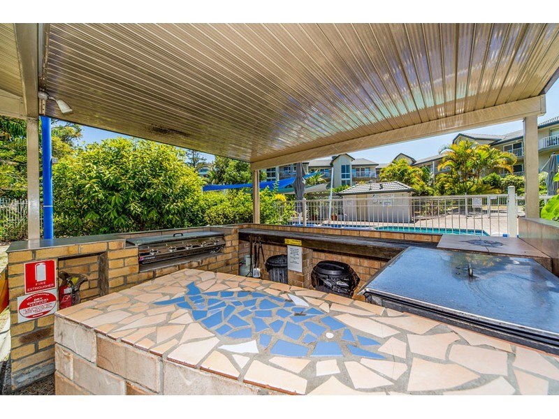 44/37 Bayview Street, Runaway Bay QLD 4216